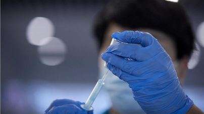 España suma 66 muertes y 6.080 contagios y la incidencia cae a 144,56 puntos