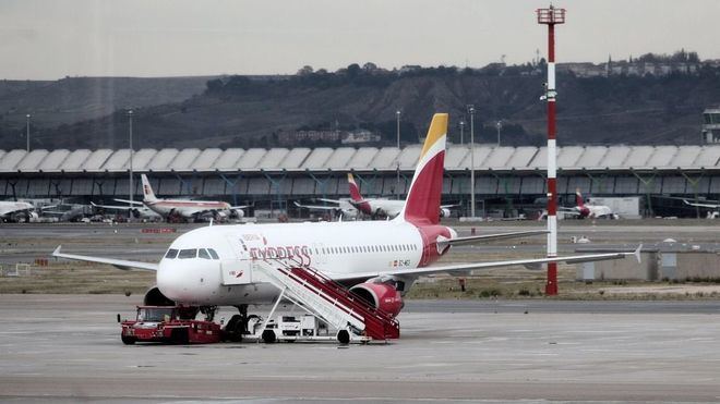 Turismo espera la llegada de entre 14,5 y 15,5 millones de turistas este verano