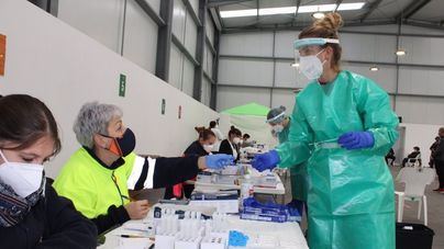 La incidencia baja de 100 casos en España por primera vez desde el 12 de agosto