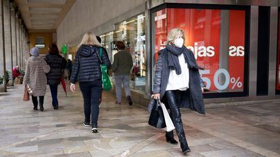 Los comercios confían en las rebajas de verano para dejar atrás la peor fase del Covid