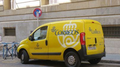 CCOO y UGT acusan a Correos de "esconder" pérdidas económicas de 6,5 millones de euros