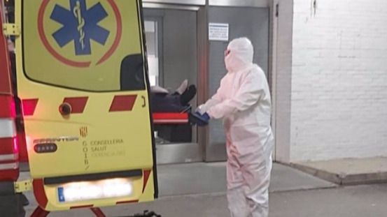 La tasa de contagios en España se eleva ya por encima de los 700 casos
