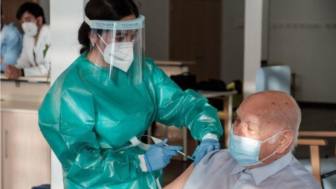 Por qué cabe esperar que la mayoría de hospitalizados con covid esté vacunado