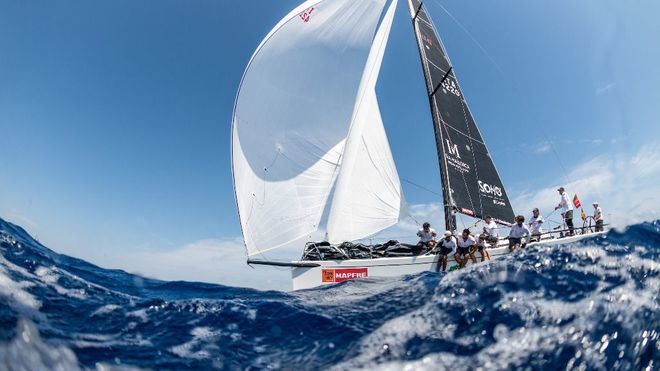 Finaliza la fase previa de la Copa del Rey de Vela con el 'Teatro Soho' en plan estelar