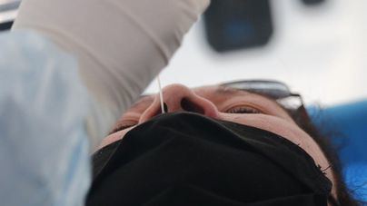 Casi 5.000 diagnósticos menos en el recuento semanal confirman el descenso de contagios en España