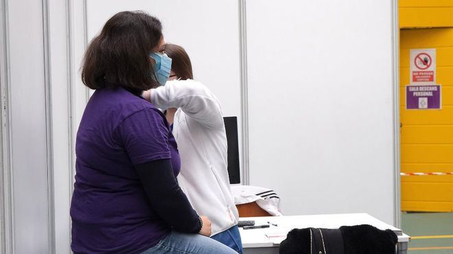 La vacunación en España avanza: casi 34 millones de ciudadanos con pauta completa