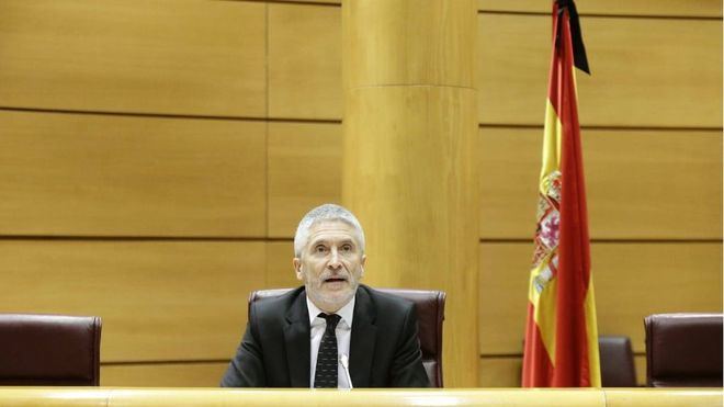 Marlaska no dimite y pide no banalizar los delitos de odio