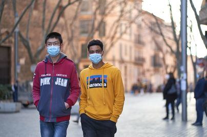 Bajan los principales indicadores del Covid y la incidencia cae a 140 casos en España