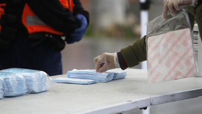 La tasa de incidencia en España desciende a 91 casos, con algo más de 3.200 nuevos positivos