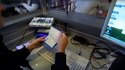 Los pasajeros españoles ya no pueden entrar en Reino Unido con el DNI