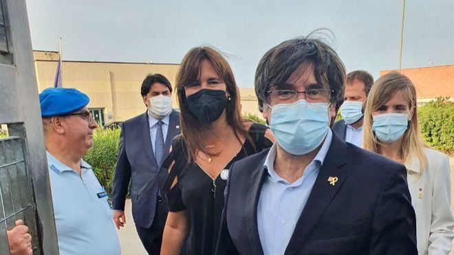 La justicia italiana suspende la entrega de Puigdemont a España