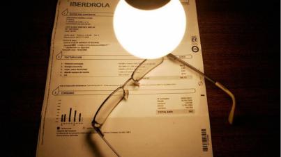 La luz vuelve a subir este lunes y marcará el más caro de la historia, 227,45 euros/MWh