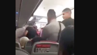 La fuga del avión en Palma podría haberse gestado en Facebook