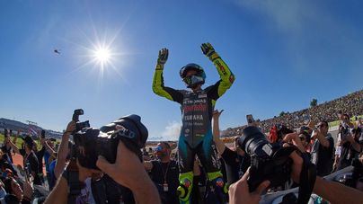 El GP Comunidad Valenciana despide a Valentino Rossi