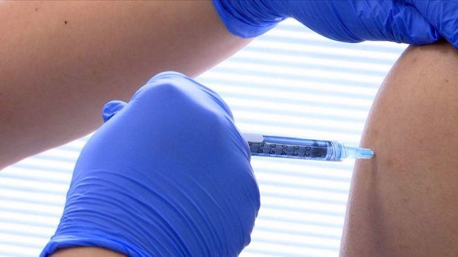 Luz verde de la OMS a la vacuna contra la Covid fabricada por Novavax