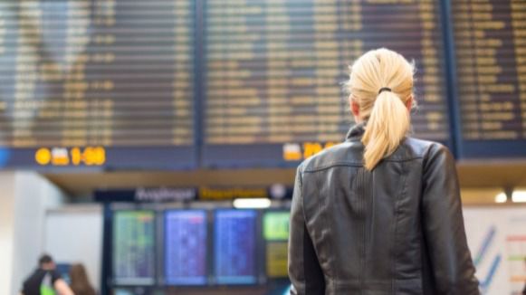 La restricciones por Ómicron condicionan el panorama mundial de vuelos