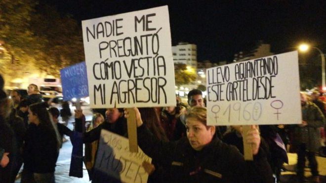 El año termina con la cifra más baja de asesinadas por violencia machista pero se duplican los menores muertos