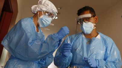 Sanidad suma 94.472 nuevos casos de coronavirus y 284 muertes con una leve bajada de la incidencia