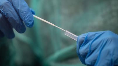 La incidencia de contagios sigue reduciéndose en España y se sitúa por debajo de los 2.900 casos