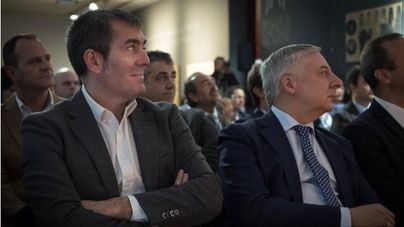 Clavijo afirma que los síntomas de la economía canaria funcionan "francamente bien"