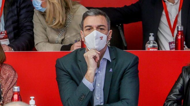 Sánchez anuncia que 'pronto se suprimirá la obligatoriedad de mascarillas en el interior de edificios