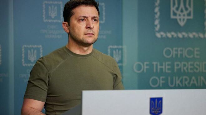 

Zelenski: 'Es solo cuestión de tiempo que los misiles rusos caigan en territorio de la OTAN'

