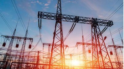 El Gobierno confía en que "dentro de una semana" los ciudadanos pagarán menos por la energía