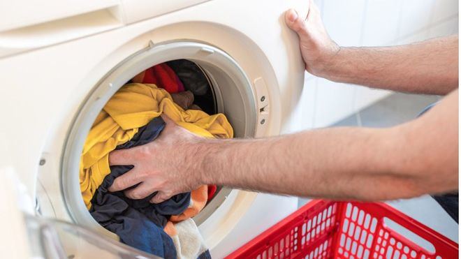 La electricidad sube este lunes más de un 10 por ciento hasta 251,87 euros