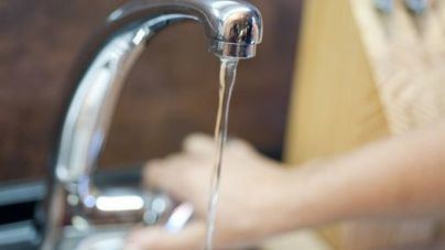 La nueva Ley de Residuos obliga a bares y restaurantes a ofrecer agua de grifo gratis