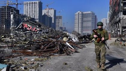 Rusia intensifica sus ataques con misiles contra las ciudades ucranianas de Járkov y Mariúpol