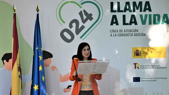 Mil personas acceden en un solo día al nuevo teléfono de prevención del suicidio