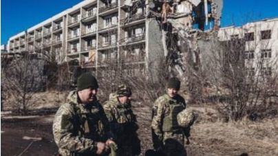 Ucrania refuerza sus posiciones militares para recuperar todo el Donbás