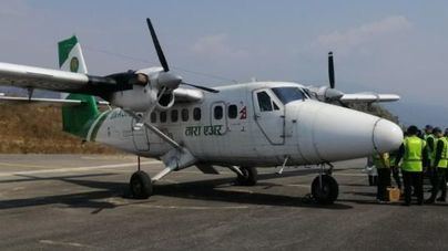 Encuentran los restos del avión desaparecido en Nepal