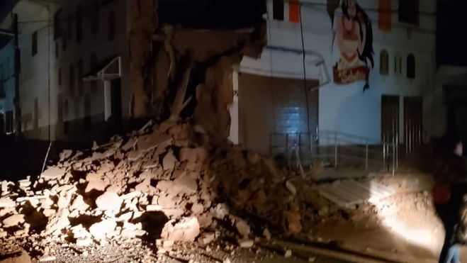 Cerca de 300 muertos en un terremoto en Afganistán