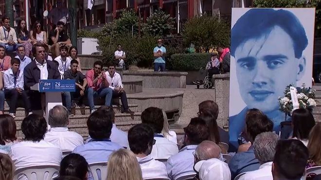 Aznar: 'La huella indecente de los herederos del terror será borrada'