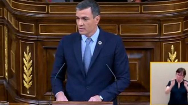 Sánchez confirma el impuesto a las eléctricas y anuncia otro para los bancos