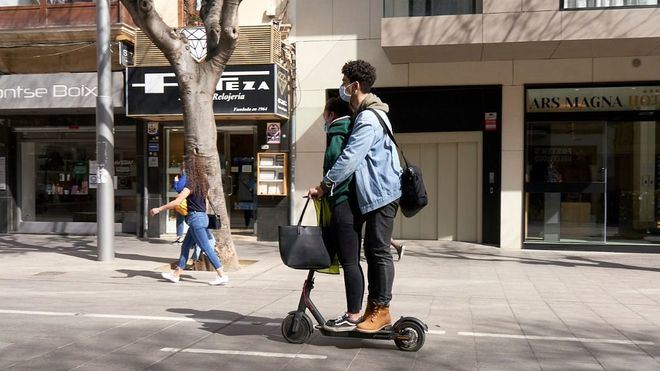Las multas por mal uso del patinete eléctrico puede alcanzar los 1.000 euros