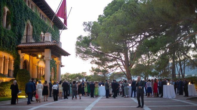 Marivent acoge la recepción de los Reyes a los representantes de la sociedad balear