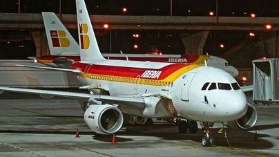Los tripulantes de cabina de Iberia también inician protestas