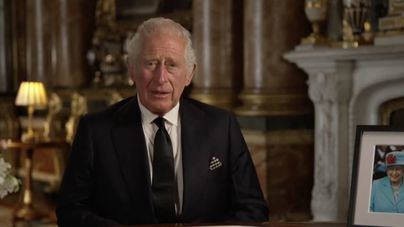 Carlos III rinde tributo a su madre: 'Ha sido un ejemplo para todos'