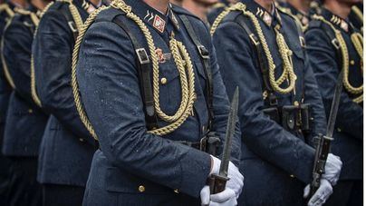 El Rey preside el desfile del 12 de octubre con más de 4.000 militares