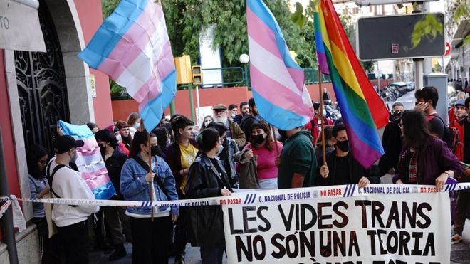 El PSOE registra sus enmiendas a la Ley Trans