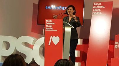 Rapapolvo de los usuarios a Carmen Calvo por un tuit sobre la "soberanía del pueblo español"