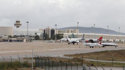 Los vuelos en Navidad, amenazados por la convocatoria de huelga en tres compañías