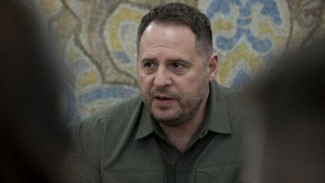 Muere el ministro del Interior de Ucrania al estrellarse su helicóptero