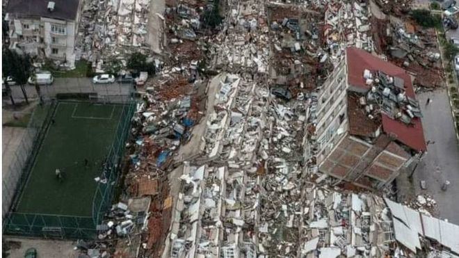 Ya son más de 15.500 los muertos por los terremotos en Turquía y Siria