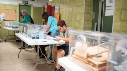 Quién haya pagado un viaje podrá librarse de la mesa electoral