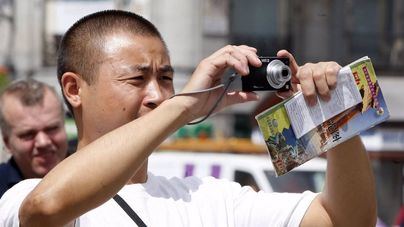 Cada turista chino gasta 3.100 euros en España, más del doble de la media