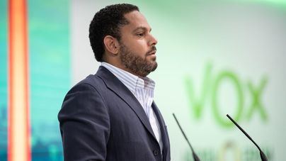 Vox se querella contra Armengol por permitir usar las lenguas cooficiales