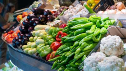 ¿Qué sube y qué baja de precio en 2024? Alimentación, gasolina, pensiones...